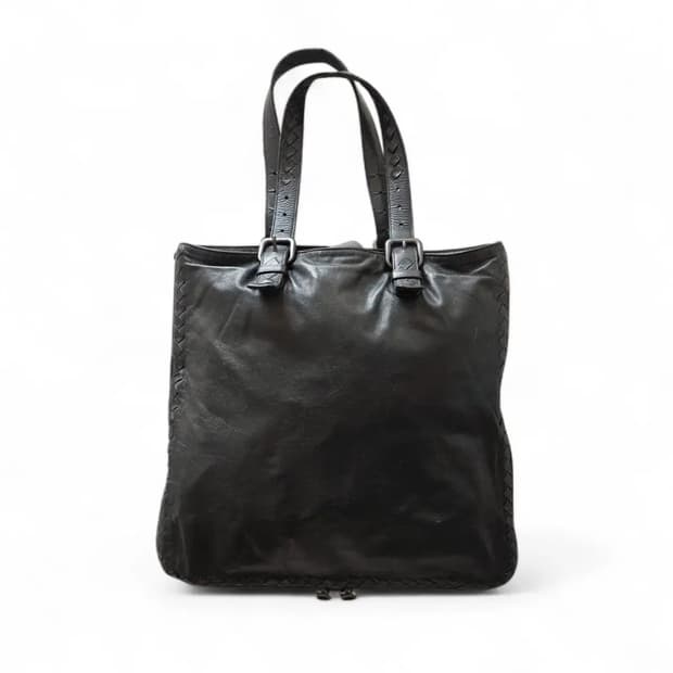 보테가베네타 양가죽 인트레치아토 버클 토트백