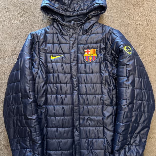 나이키 올드스쿨 바셀 경량패딩 처분 