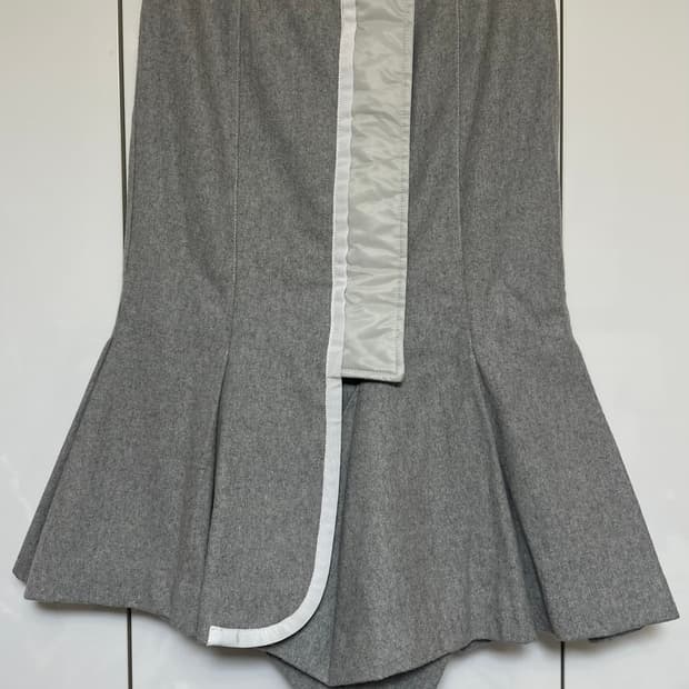 사카이모직 언발란스 울스커트 그레이