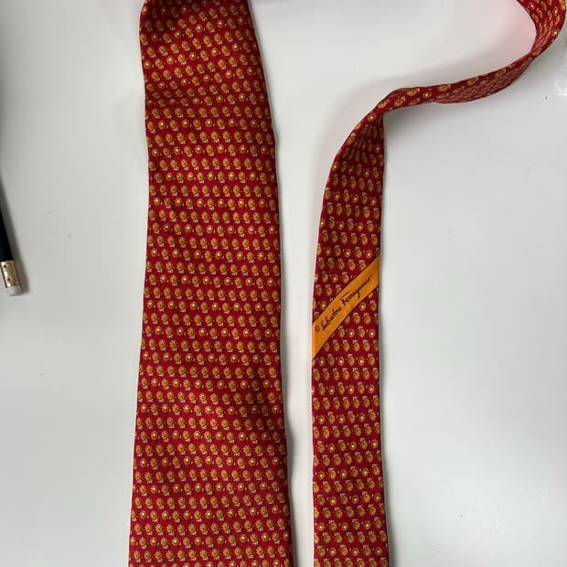 Salvatore Ferragamo넥타이 