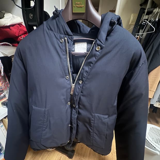 산드로옴므 덕다운패딩 M(39)사이즈 15만