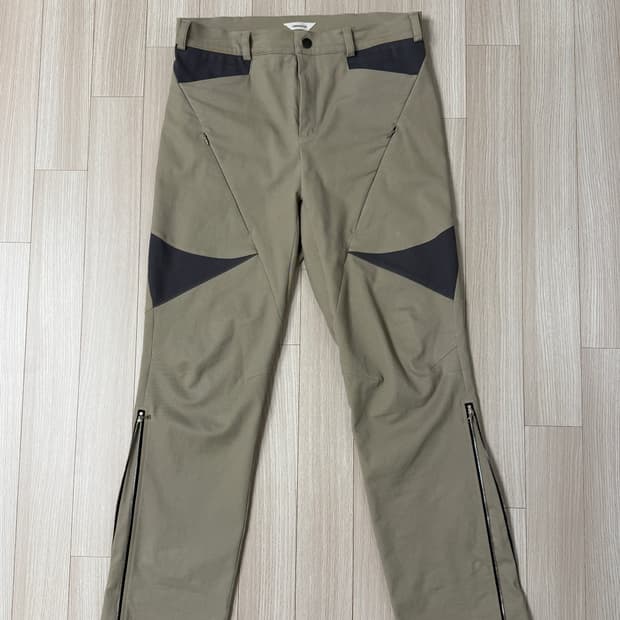 CMMAWEAR Calathea Curved Seam Trousers L