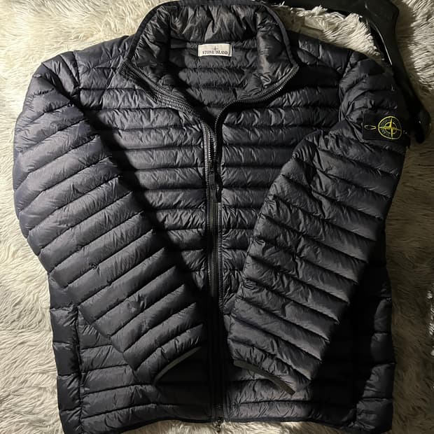 22fw/스톤아일랜드 경량패딩