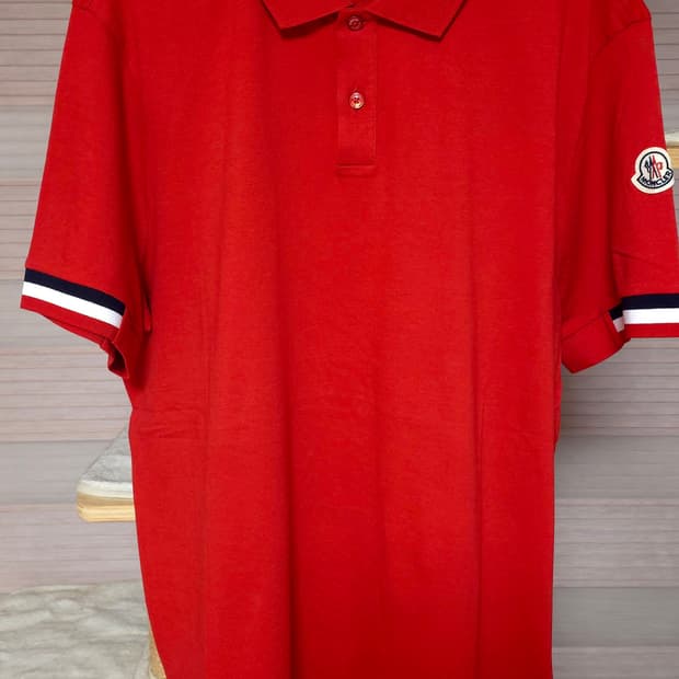 정품새상품 몽클레어 남성폴로티셔츠xl