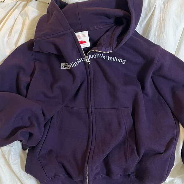 베를린포토북디스트리뷰션 후드집업 퍼플
