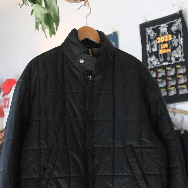 (착용컷) 버버리 립스탑 패딩 자켓 (남성용 103)