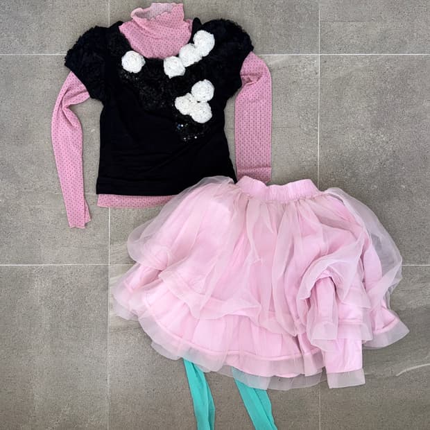 EGOIST black flower corsage half blouse 