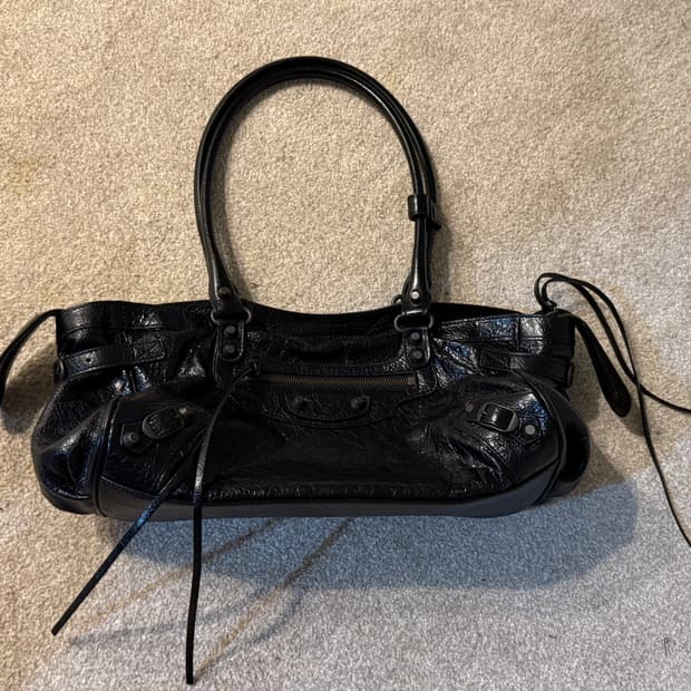 발렌시아가 르 시티 이스트 웨스트백 블랙