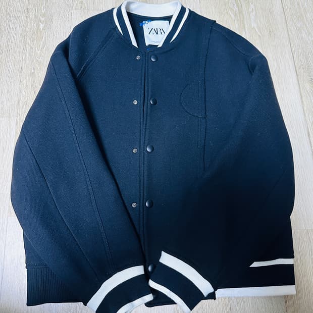 자라 x 아더에러 울 블렌드 봄버 블랙 자더에러