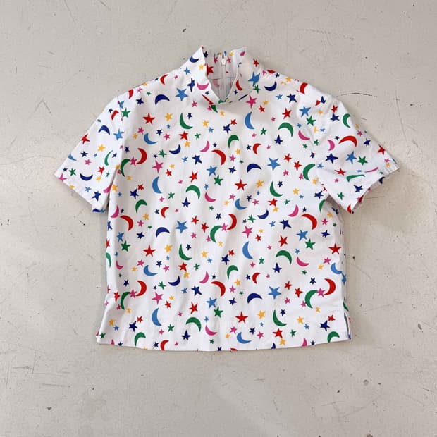 space print mock-neck top