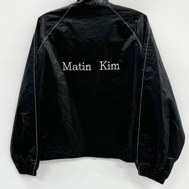 마뗑킴 블랙 코팅 바람막이