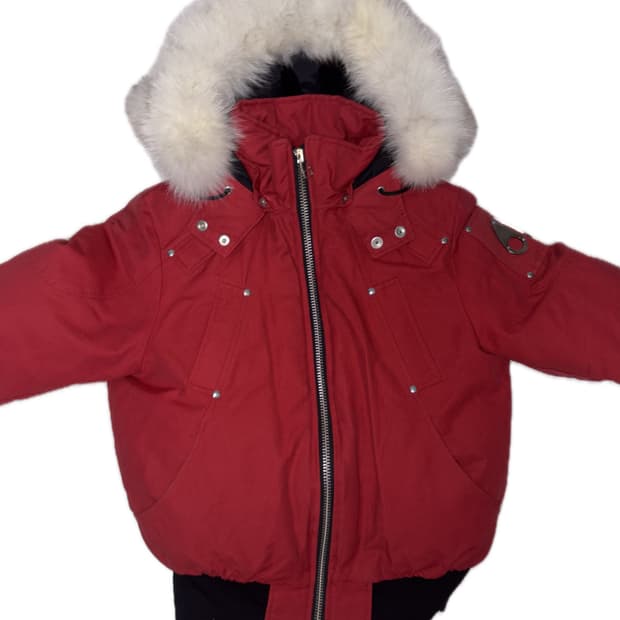 여성 무스너클 데비 봄버 패딩 레드컬러