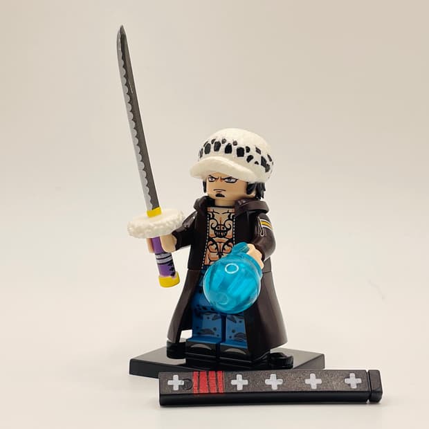 원피스 피규어 트라팔가 로우(배송비 포함 가격)