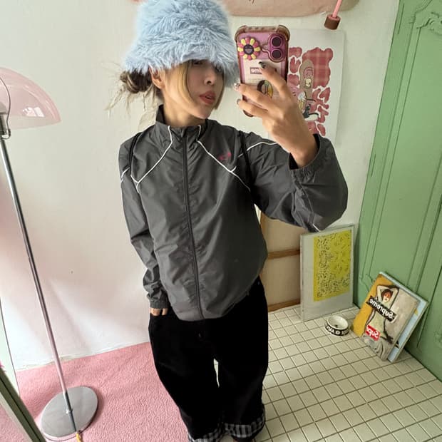 오클레 그레이핑크 바람막이