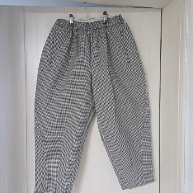 꼼데가르송 격자체크 벌룬핏 팬츠 2022aw