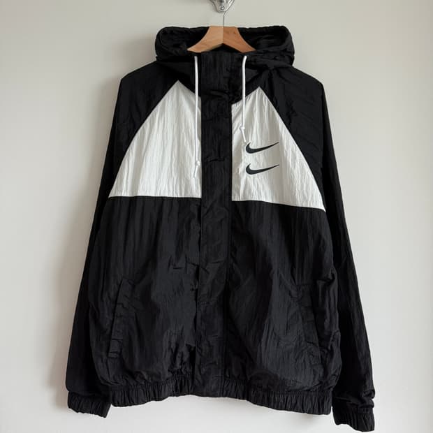 나이키(NIKE) 스우시 윈드브레이커 바람막이