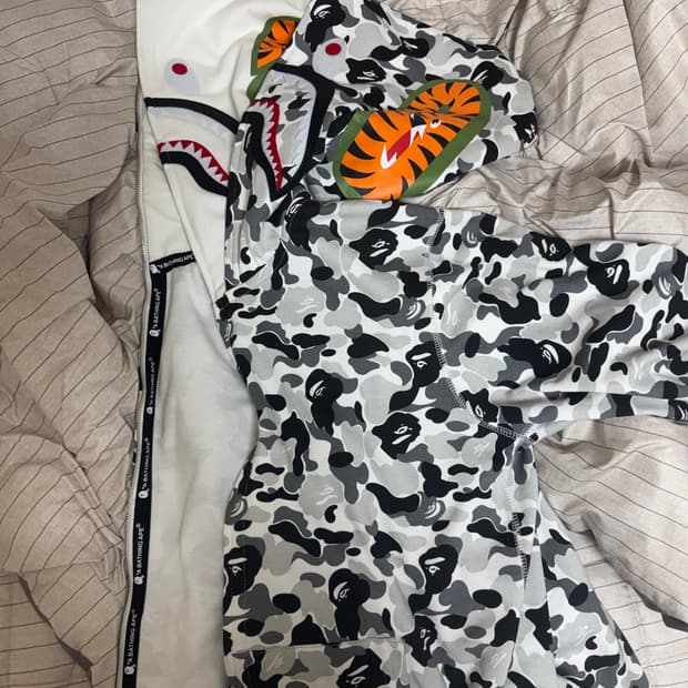 베이프 더블후드집업