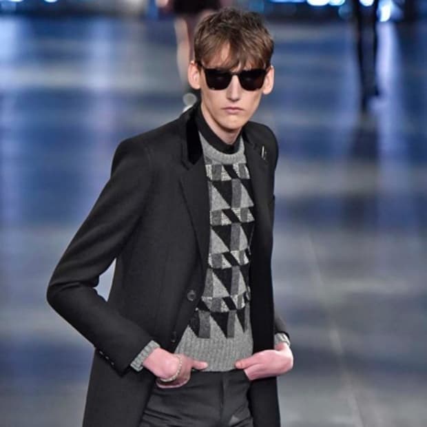 생로랑 FW15 지오메트릭 은사 니트