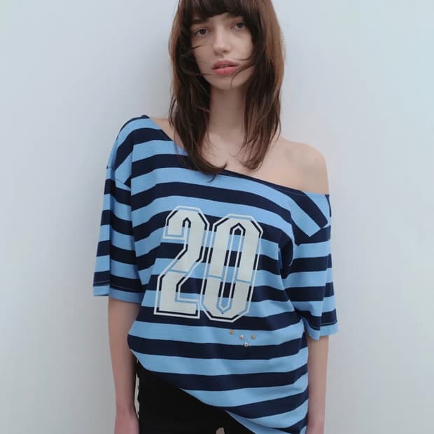 밀로우먼 오프숄더 스트라이프 티셔츠(블루)