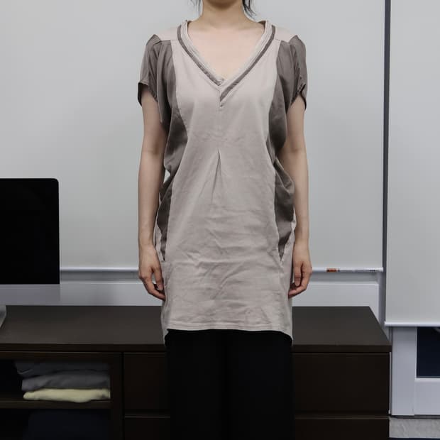 Ray Beams wing sleeve top