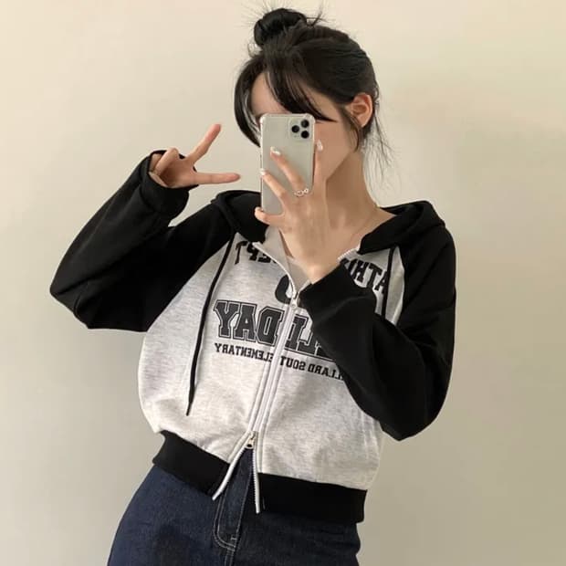 *무료배송* 투웨이 배색 크롭 레터링 후드 집업