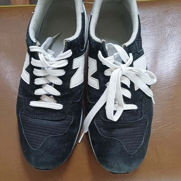 뉴발란스 990 v1 black 275