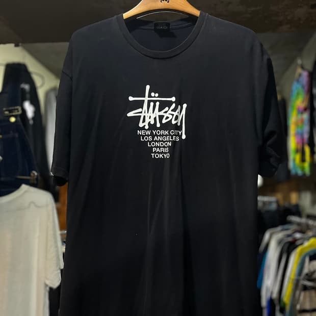 STUSSY WORLD TOUR MID LOGO T-SHIRT