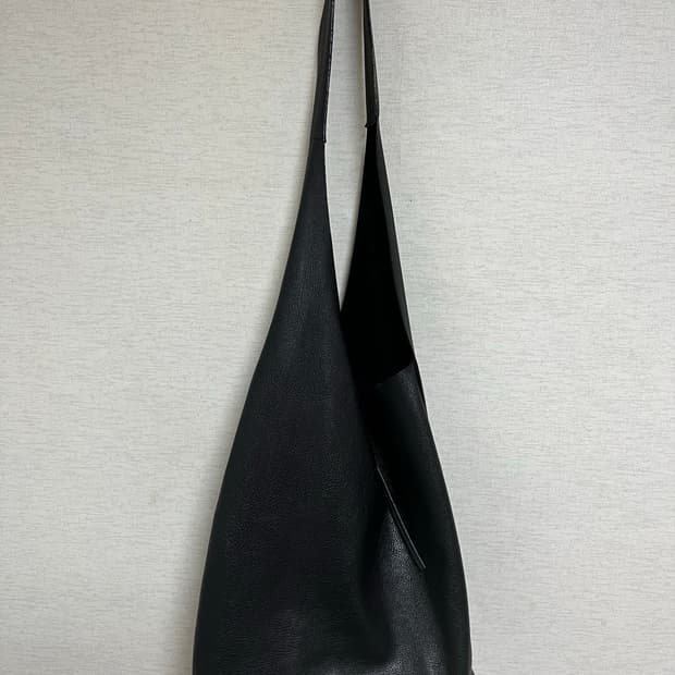 Aieul 레더 포보백