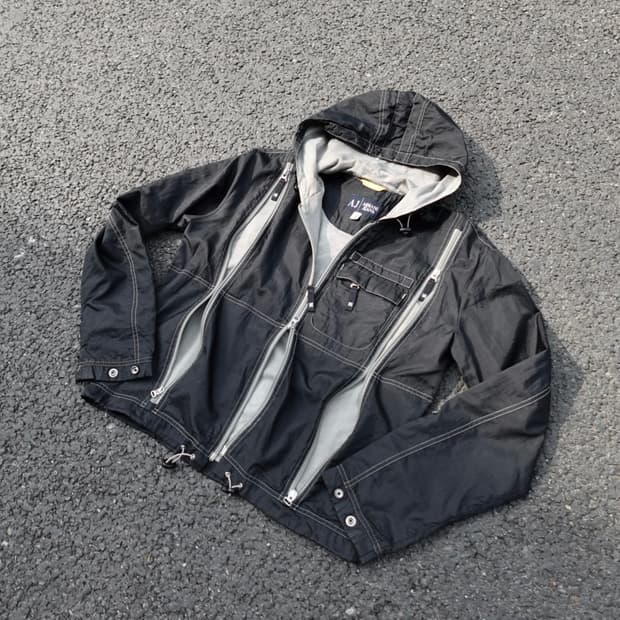 00s 아르마니 진스 벤틸레이티드 나일론 자켓