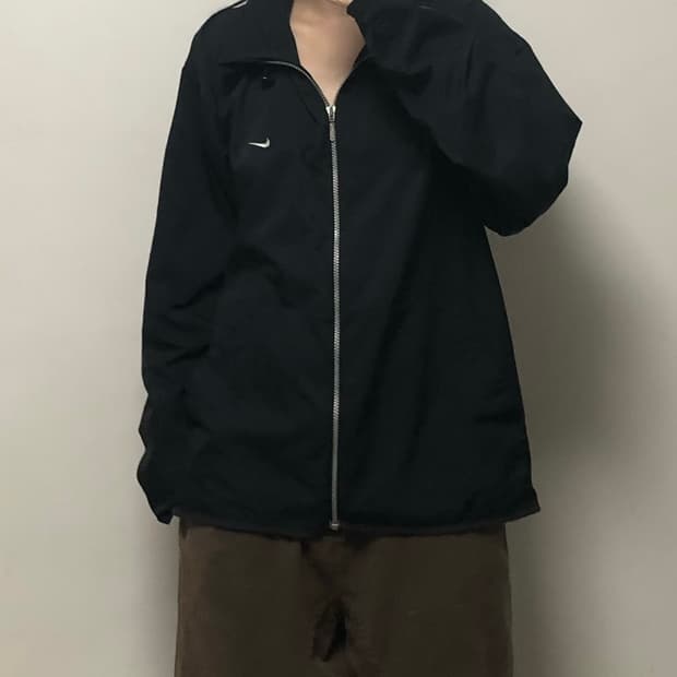 나이키 올드스쿨 스트링 블랙 바람막이