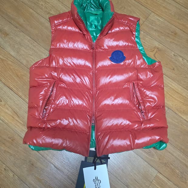 몽클레어 지니어스 구스다운 패딩 조끼