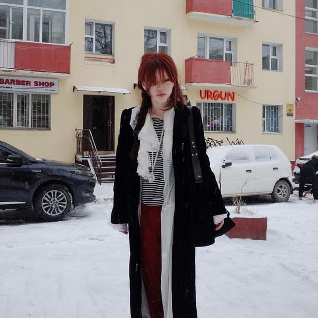 프레클  벨벳 맥시 코트