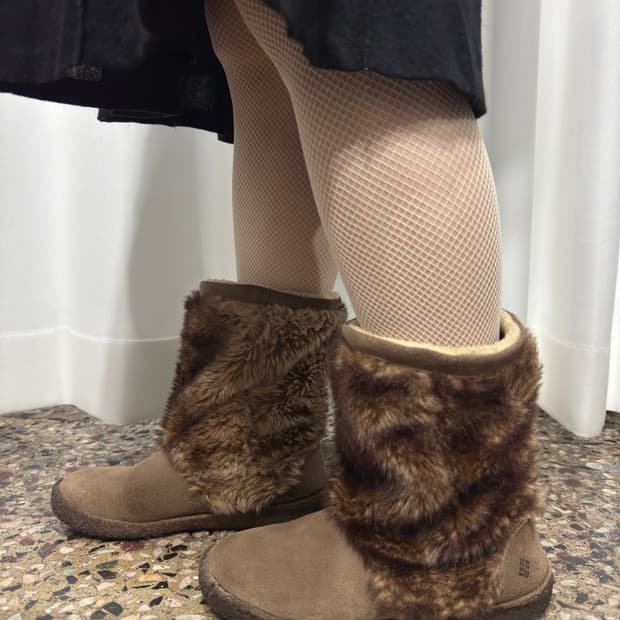 columbia fur boots
