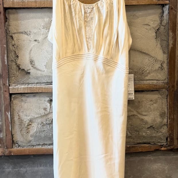 Fumika Uchida Vintage 1940s slip silk