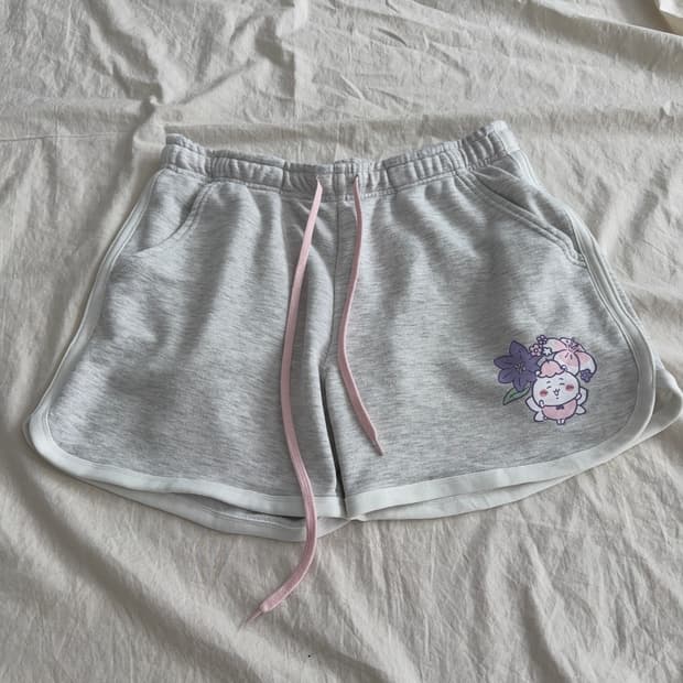 치이카와 트레이닝 반바지