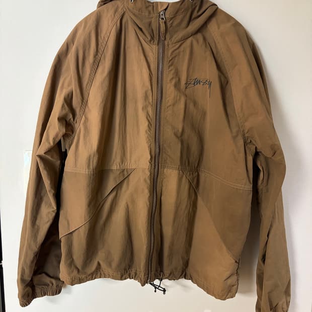 스투시 비치쉘 웨이브 자켓 (브라운)