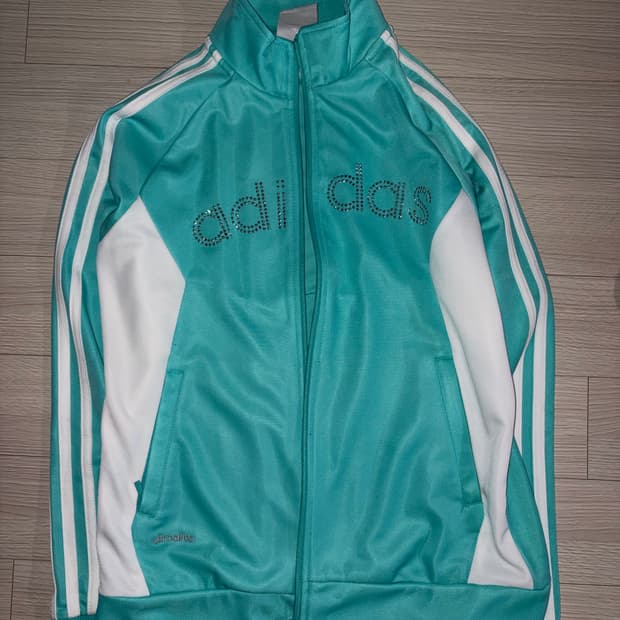 아디다스 슬림핏 고전 민트 큐빅 져지