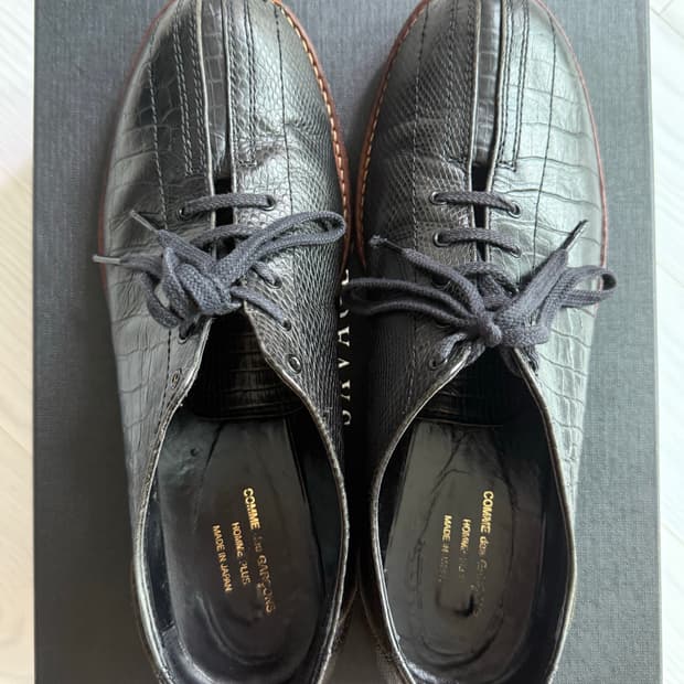 Comme des Garçons Six Number Alligator