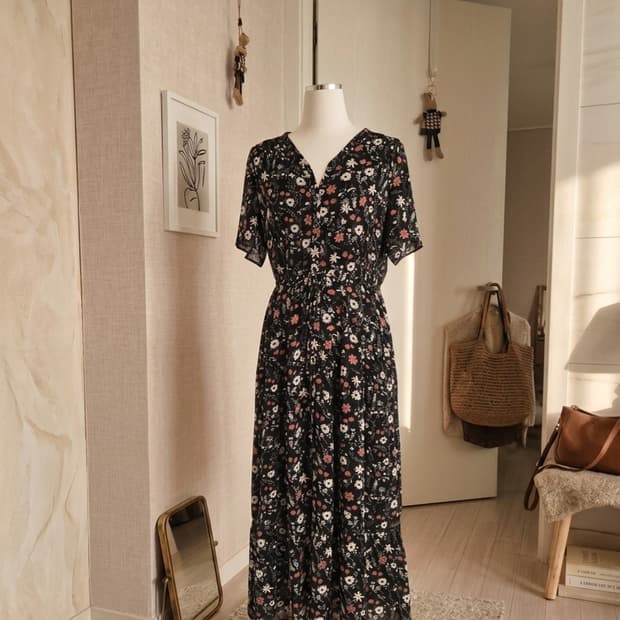 써스데이아일랜드(T.I) 플라워 패턴 롱 원피스 (상태 최상)