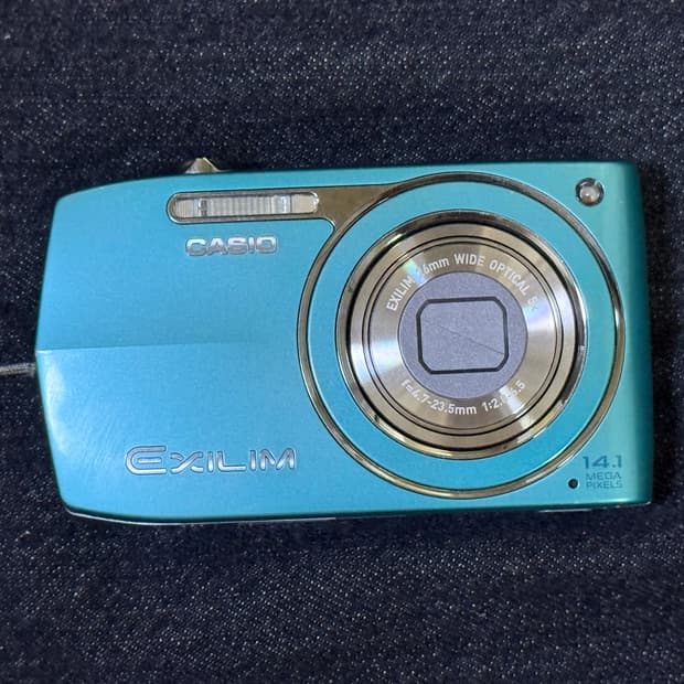 카시오 엑슬림 z2300 아일릿 모카 블랙핑크 로제 디카