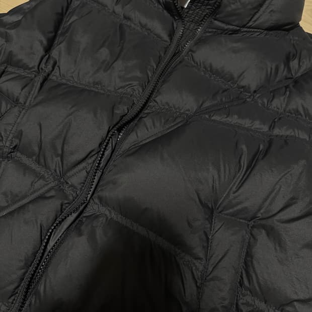 노메뉴얼 덕다운 조끼 패딩 초판