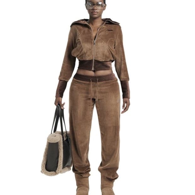 오도어 벨벳 트레이닝 셋업