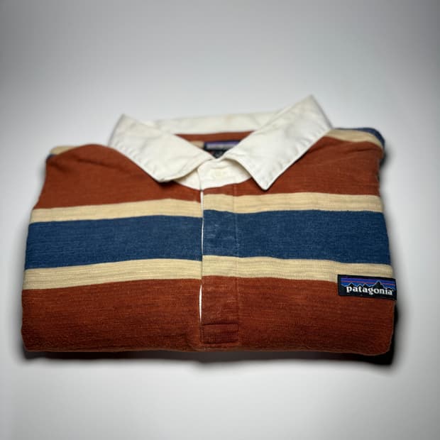 파타고니아 스트라이프 럭비 티셔츠