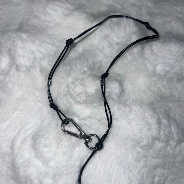 빈티지 블랙 가죽 레더 목걸이