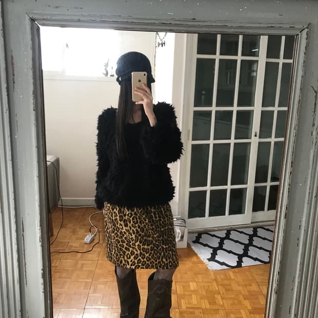 vintage black fur top