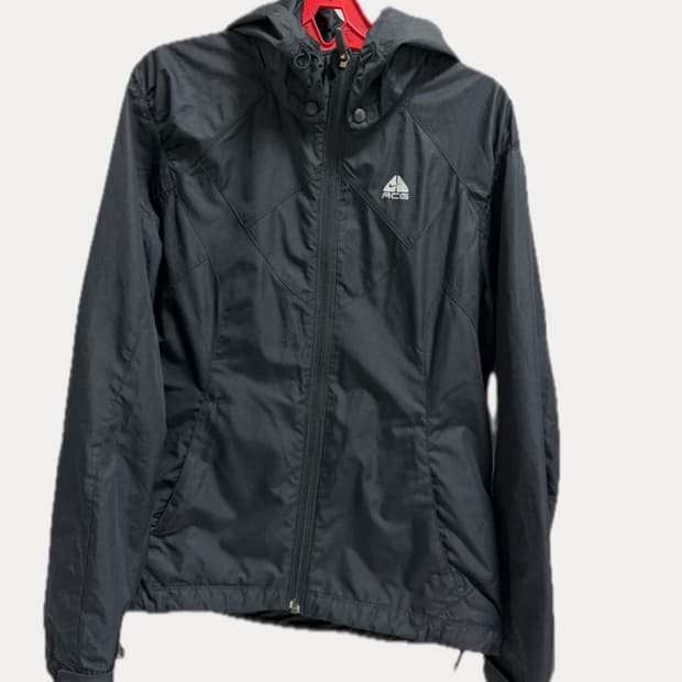 나이키 바람막이 s