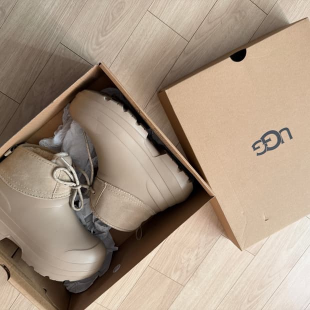 UGG 어그 부츠 타스만 레인부츠 uk4 230