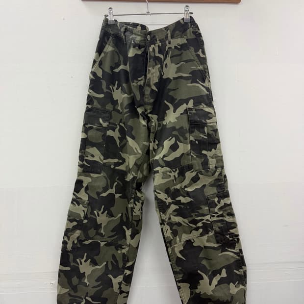 Supreme cargo pants olive camo