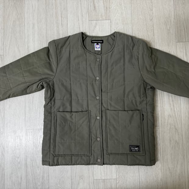 디스이즈네버댓 여성 TINT 퀼팅 자켓 카키