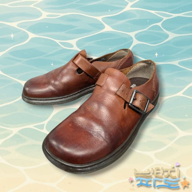36 닥터마틴 패트리샤 브라운